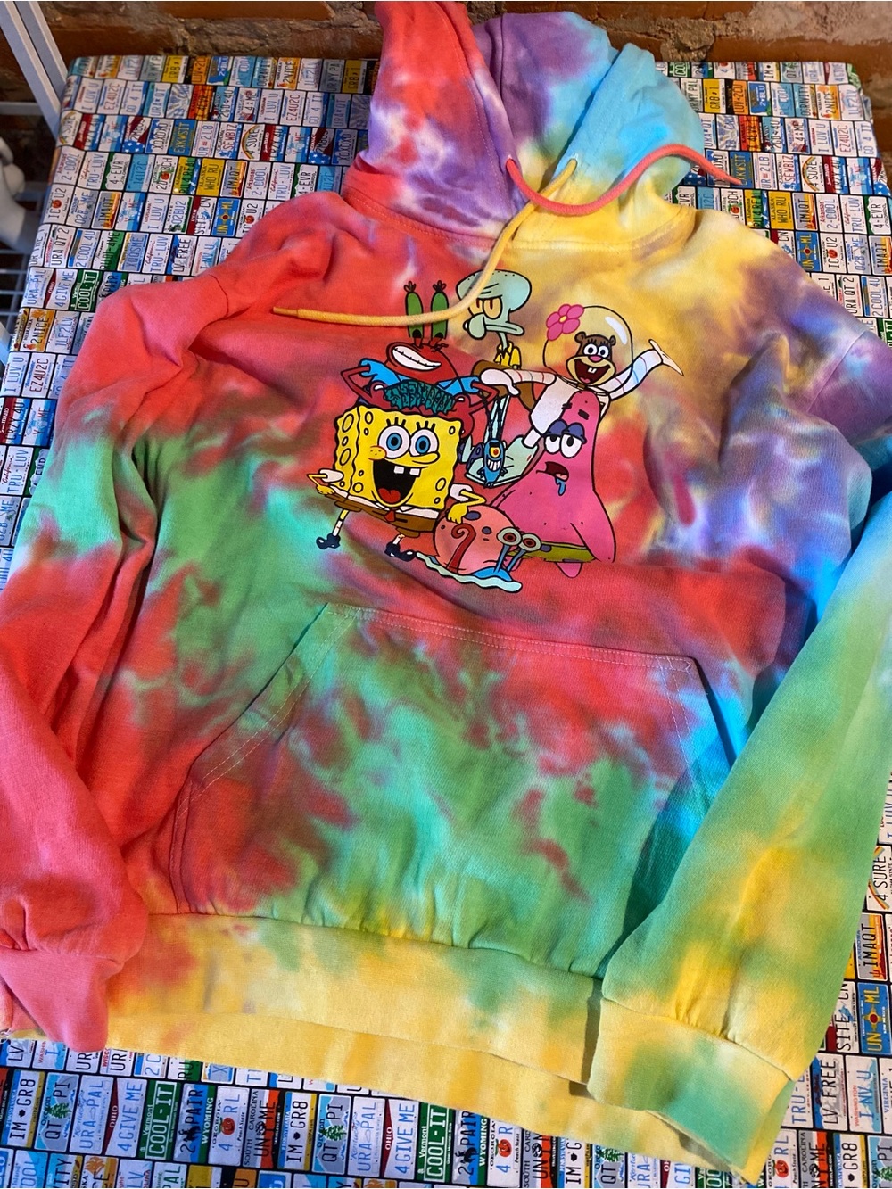 Nickelodeon  SquarePants & Friends Tie Dye Hoodie Sweatshirt Size L Pre Owned